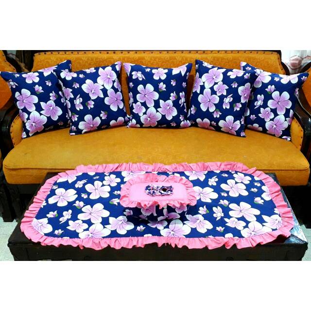 set sarung bantal sofa motif bunga biru