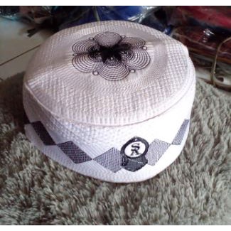 PROMO TERLARIS PECI KAIN PUTIH | KOPYAH KAIN MOTIF TERBARU | PECI MOTIF PUTIH KAIN BEST QUALITY