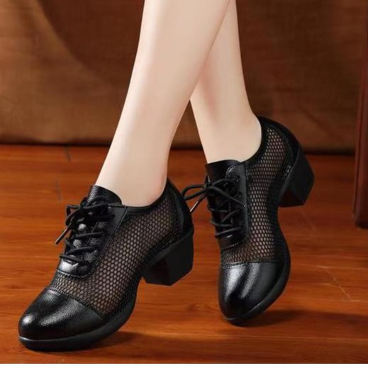 SEPATU LINE DANCE WANITA