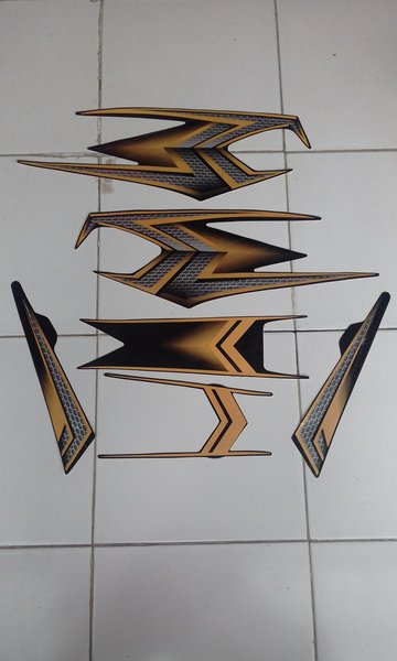 Stiker Rx king 2004 hitam gold SE yamaha