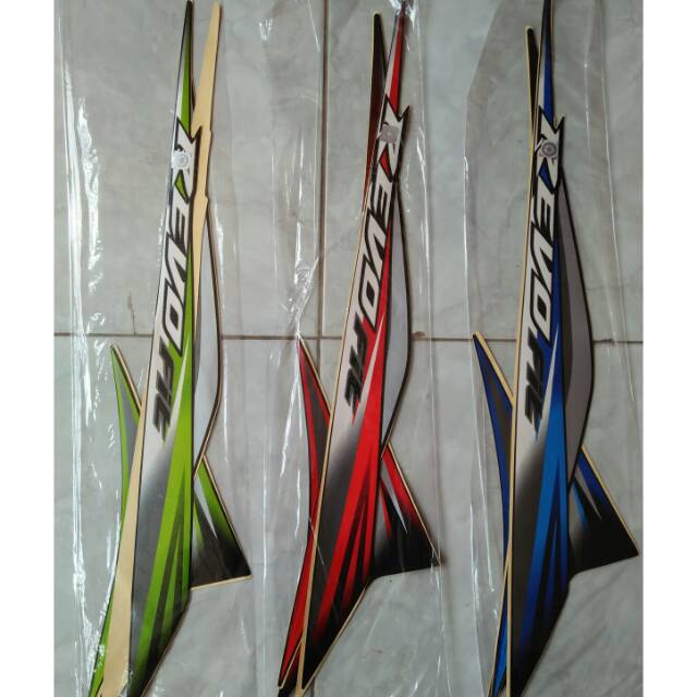 Striping revo fit 2013