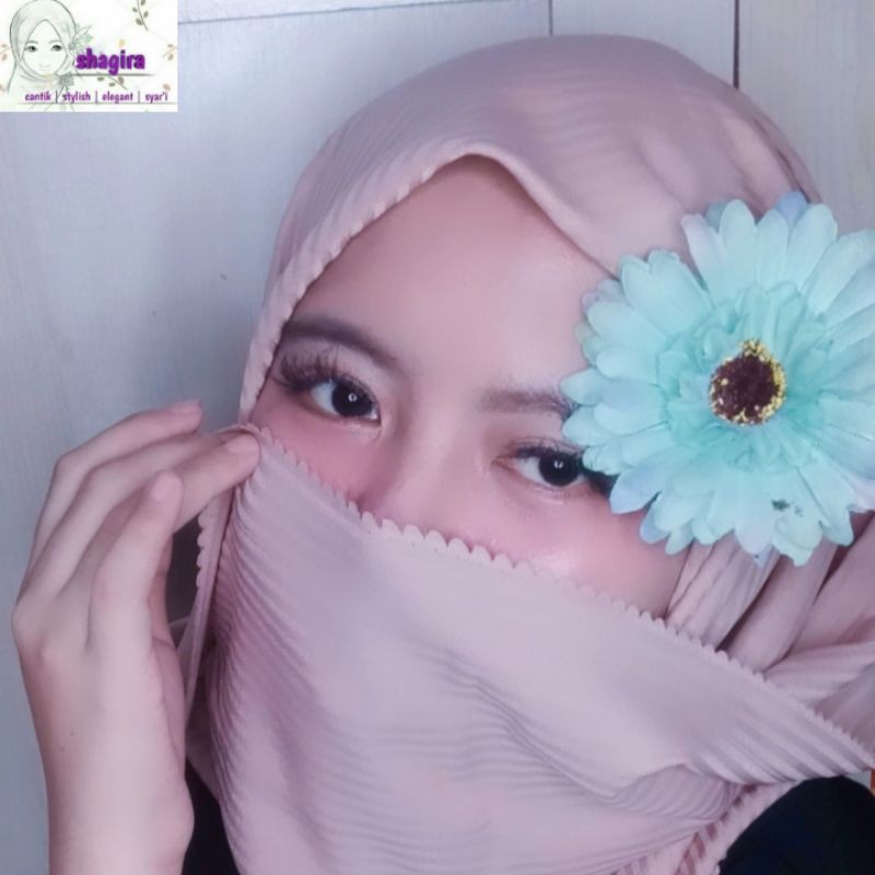 hijab segi empat polos lasercut premium by shagira waterlash anti air scarf waterproff kerudung arma