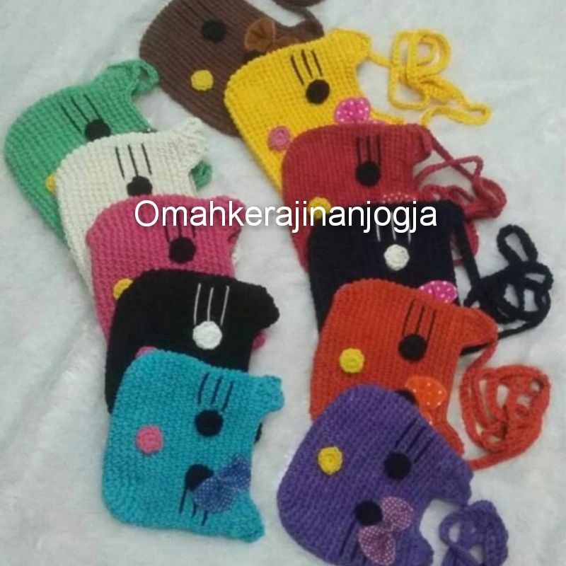 Tas Kitty Uk 20X15 / Tas Rajut Anak / Tas Selempang / Tas Mini / Tas Anak