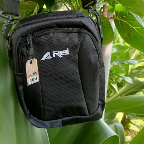 ➥ Tas Selempang SLINGBAG pria Casual Trendy ♜