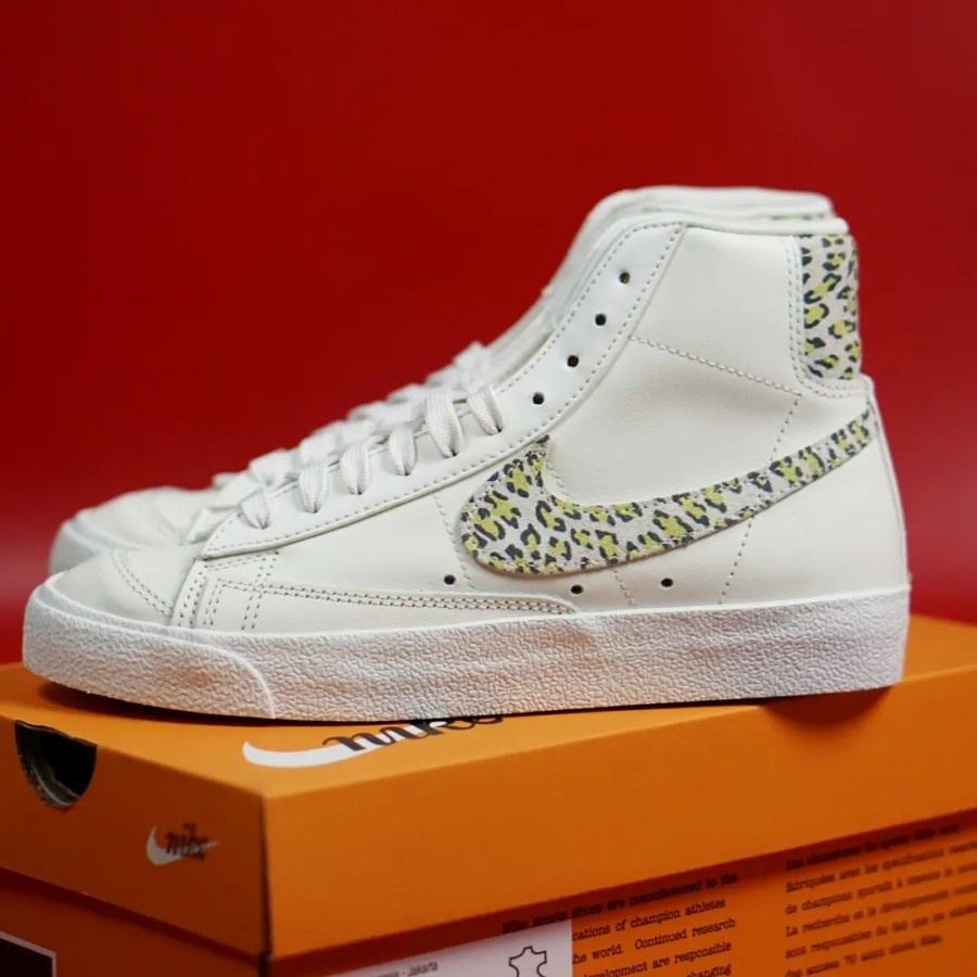 ORIGINAL Nike Blazer Mid SE Animal White Putih Sepatu Wanita BNIB