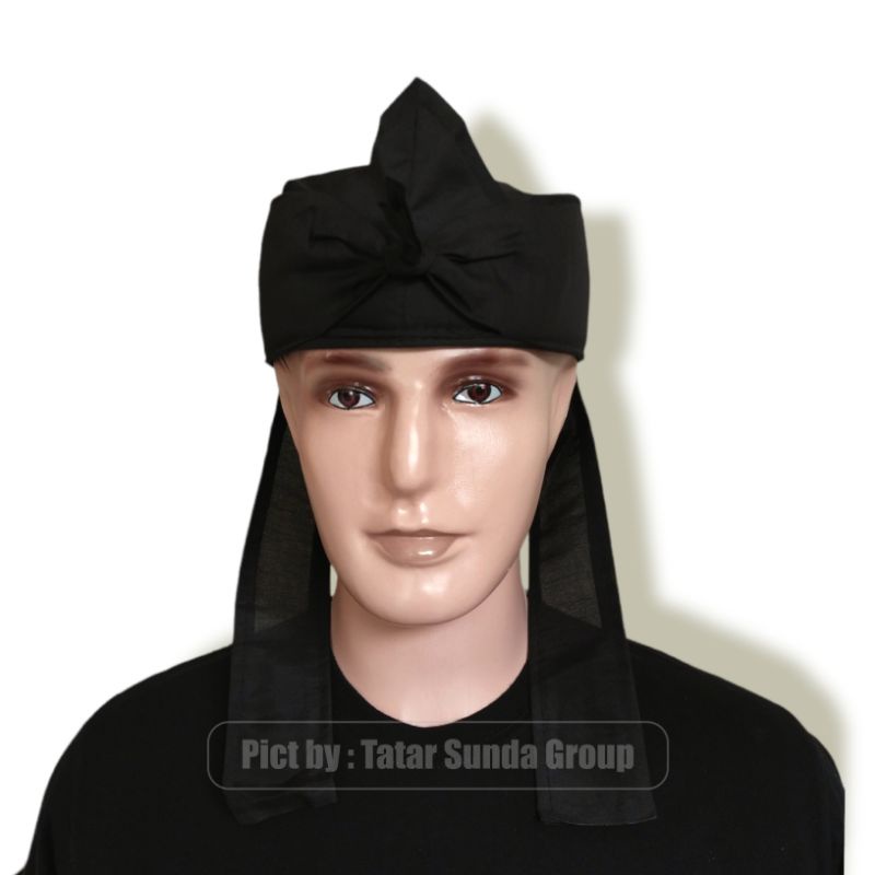 Ikat kepala bendo totopong udeng atau blangkon Sunda Jawa Bali