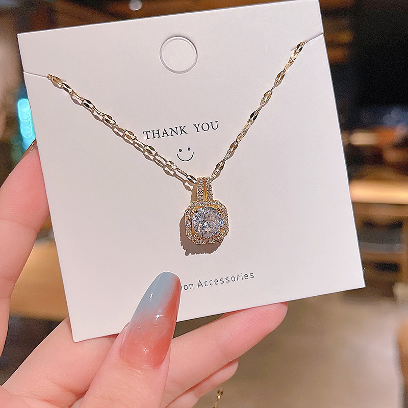 Kalung Liontin Berlian Penuh Bahan Titanium Steel 18K Warna Rose Gold Untuk Wanita