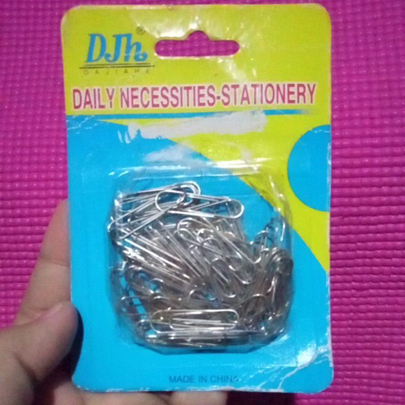 

KLIP KERTAS TERMURAH. PENJEPIT KERTAS. DJh. DAJIAHE.