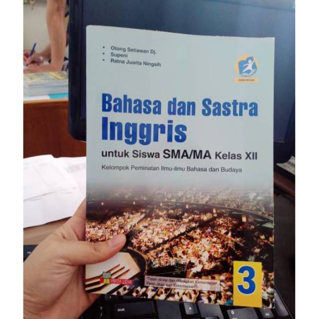 BUKU BAHASA INGGRIS KELAS 12 - BAHASA INGGRIS SMA - BUKU PELAJARAN BAHASA INGGRIS