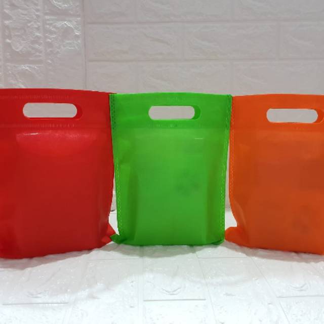

TAS SPOND BOND UKURAN 20X25 CM