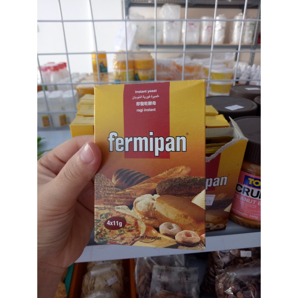 

ragi fermipan sachet 1 kotak 4x11gr