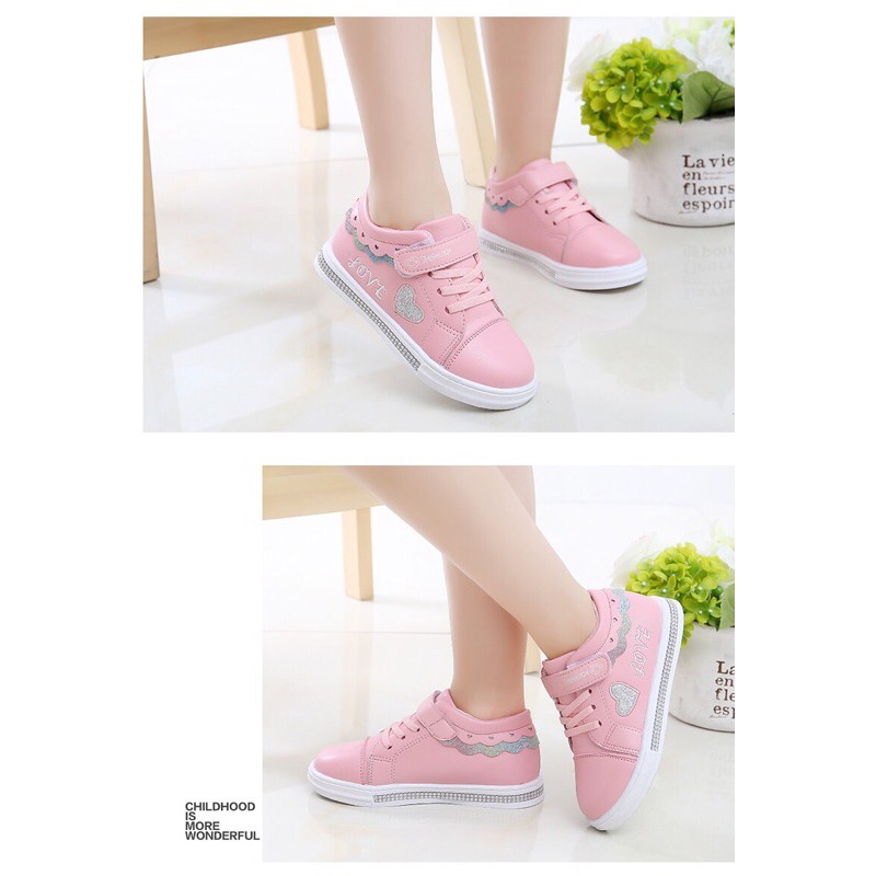 RESTOCK! Sepatu Anak Love Import Sneakers Shoes #C202