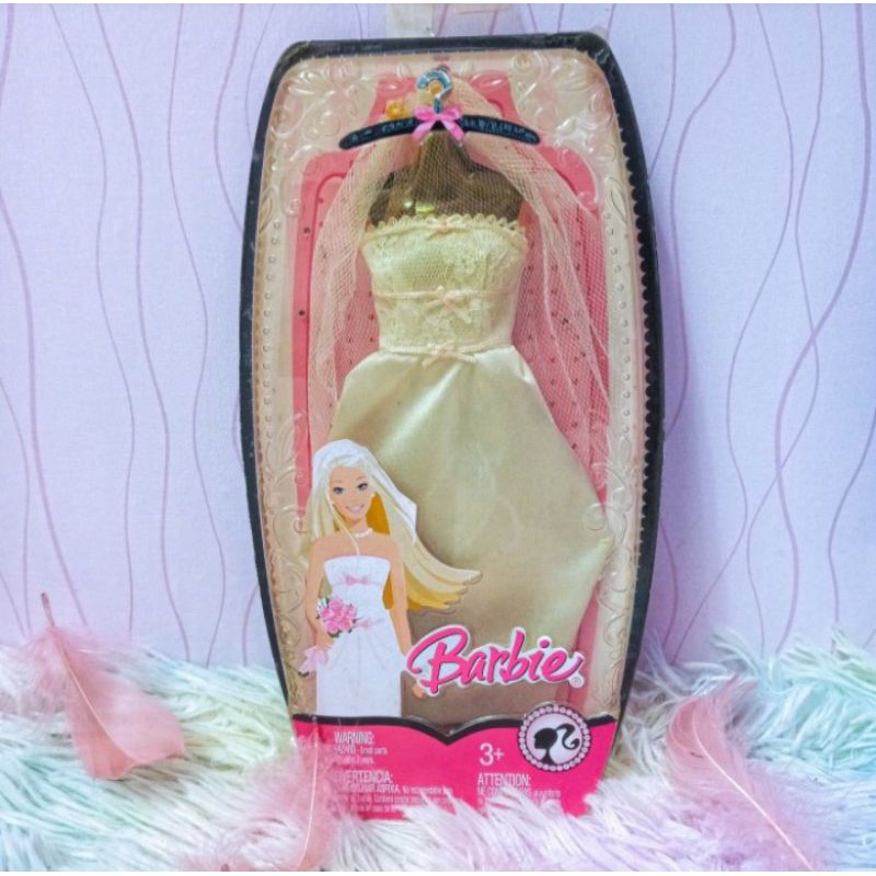 dress up barbie