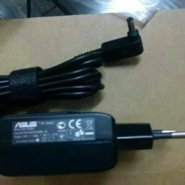 Adaptor Charger Asus 1015E Original 19v1.58a colokan 4.0*1.35