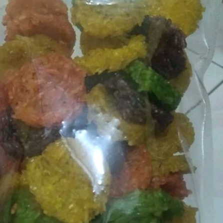 

RENGGINANG MINI MENTAH