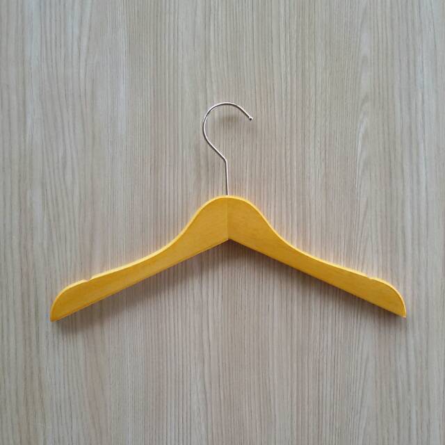 Hanger kayu  anak natural gantungan baju kayu Shopee  