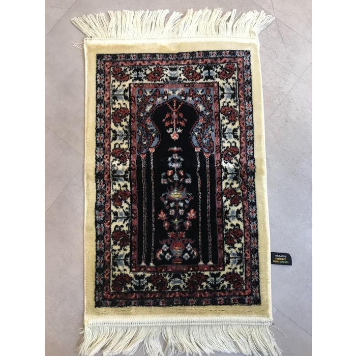 

Hampers/Parsel Ramadhan Sajadah- Koko DL -Sarung Atlas Best Seller