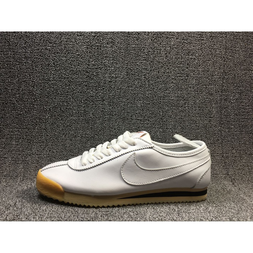 nike cortez um