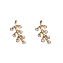 LRC Anting Jepit Fashion Golden Pair Micro-set Zircon Leaf Ear Bone Clip Earrings V11017