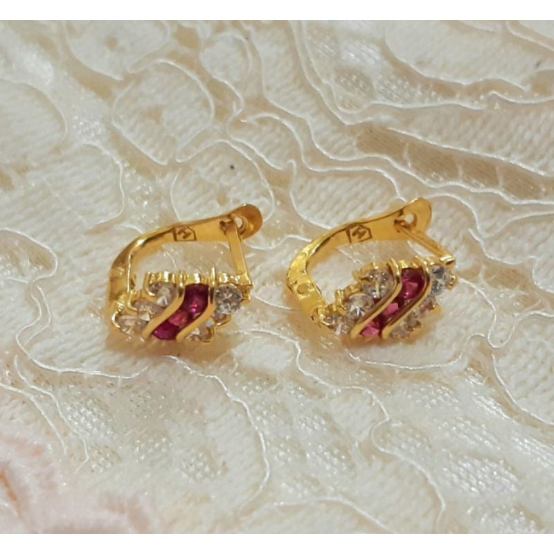 Anting Jepit Klip Wajik Merah Emas Muda 1 gr