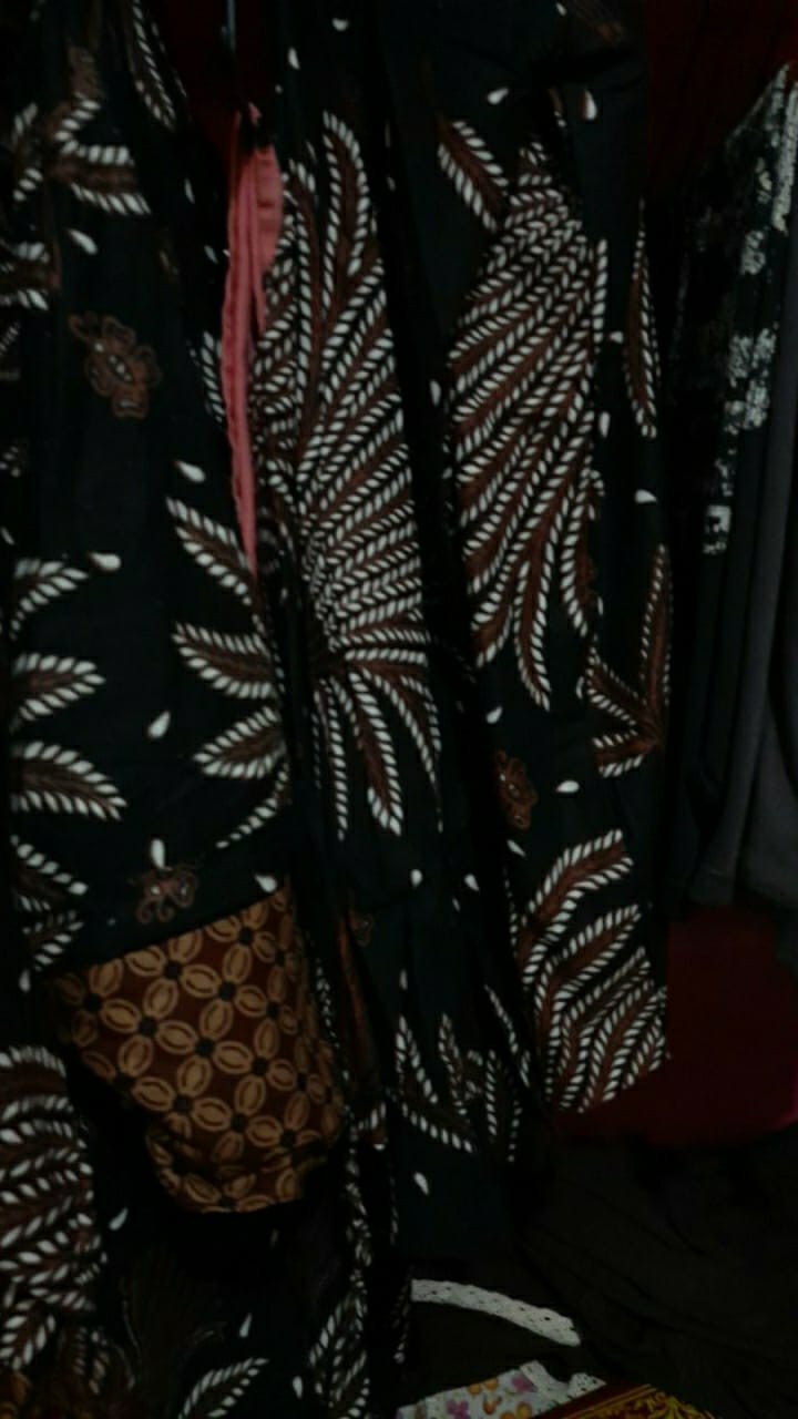 Maura Couple - Sania Ruffle Batik Couple - Batik Modern