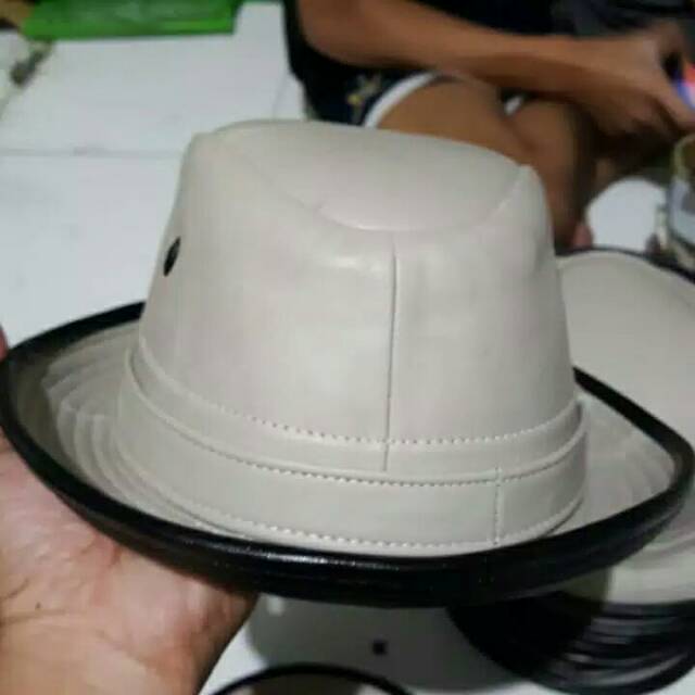 TOPI LAKEN KOBOY PRIA KULIT ASLI