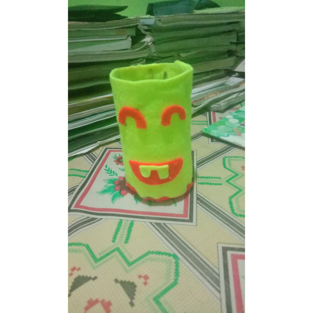 

Tempat Pensil untuk Anak