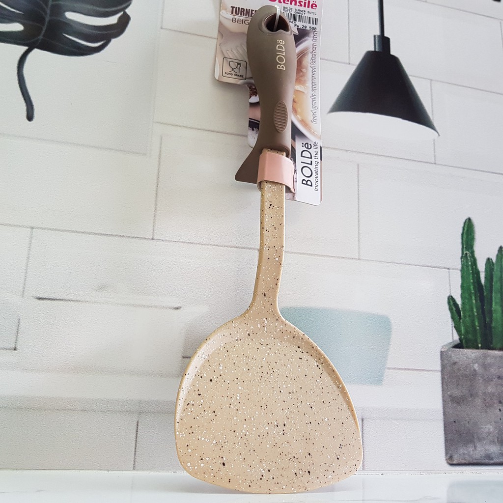 BOLDE SPATULA SODET SUTIL NILON ANTI PANAS SPATULA MASAK GRANIT NILON ELASTIS SPATULA DAPUR ALAT MASAK DAPUR ANTI PANAS BOLDE SUPER UTENSILS BOLDE TURNER BEIGE  SPATULA MASAK SILIKON NILON BERKUALITAS SPATULA UNIK MURAH KERAMIK SPATULA SUTIL FOOD GRADE