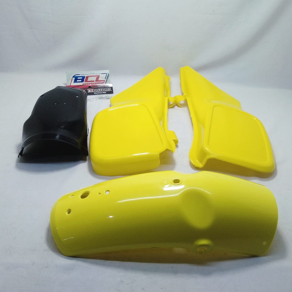 Spakbor Belakang TS 125 Non Ori Kuning Spakbor Kolong TS 125 Cover Samping TS Merk Crossbone Sepaket