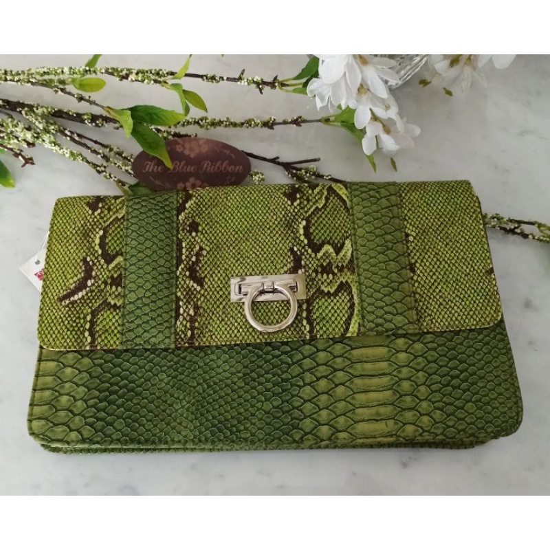 GREEN SNAKE SKIN LEATHER POUCH (Tas pesta / clutch wanita bahan kulit sintesis motif kulit ular)