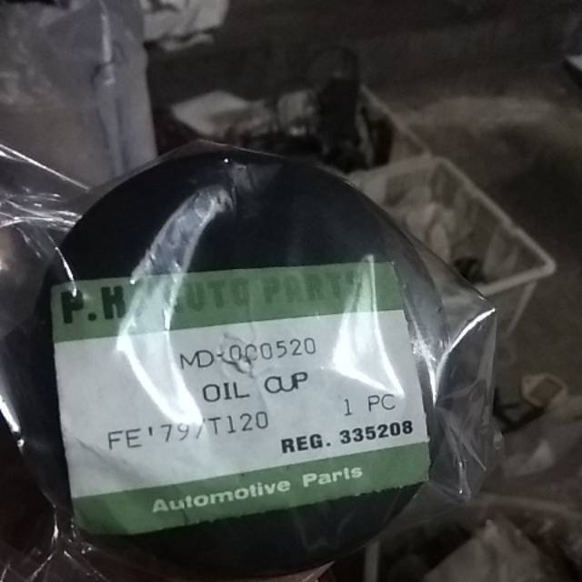 Tutup Oli mesin Mitsubishi  Truk FE 79/ T 120( Vareasi ,onderdil Rembang)