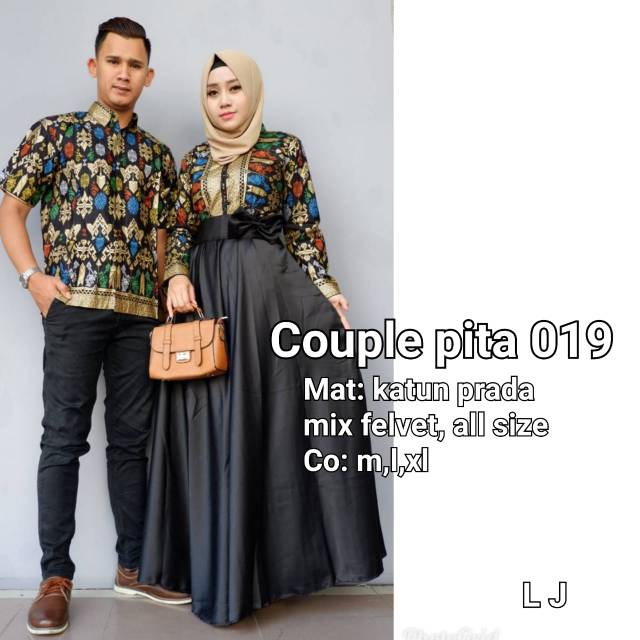 Couple Batik