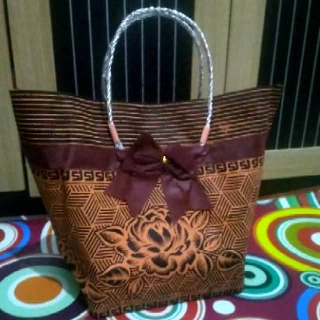 (1LSN= 12 PCS)  Tas hajatan batik mewah uk 22 per lusin isi 12 pcs(EBTH)