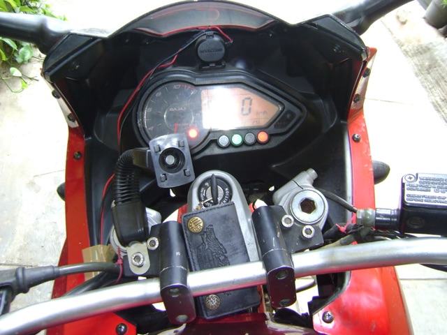 Holder Motor Universal Spion Model Panjang Pasang di Spion Motor