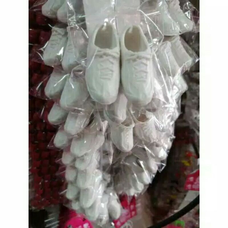 SEPATU BARBIE COWOK // SEPATU BARBIE KEN
