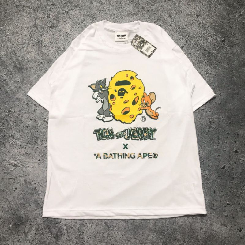 Kaos bape x tom and jerry / tshirt a bathing ape tom and jerry