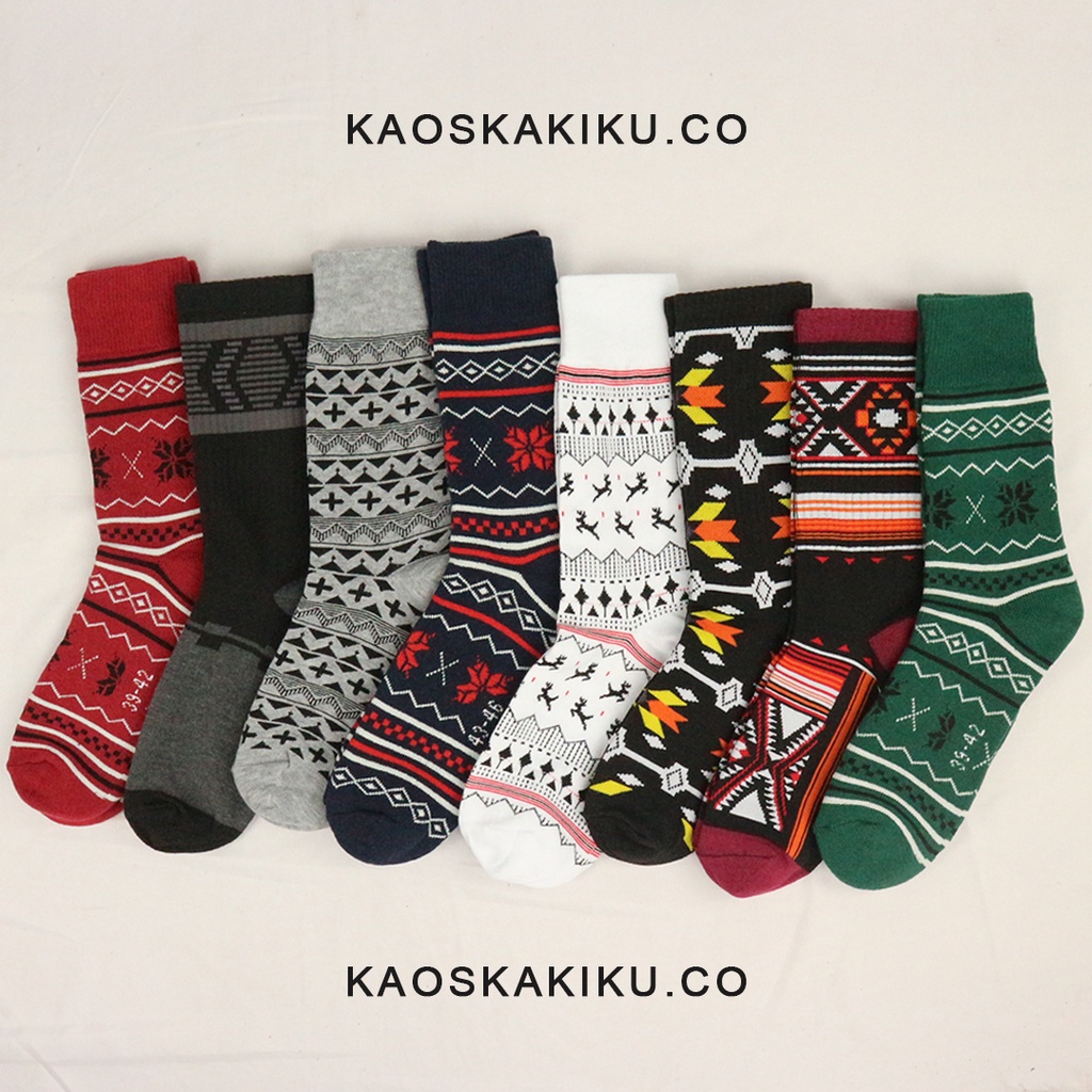 Kaos Kaki Motif Tribal