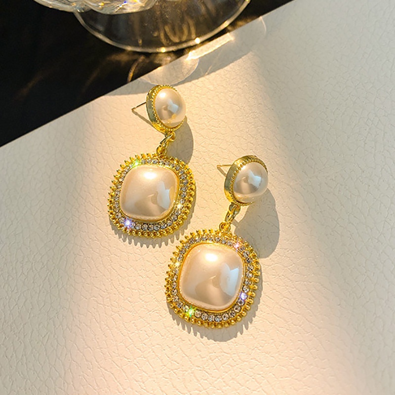 Anting wanita mutiara gaya busana Korea Berlian buatan