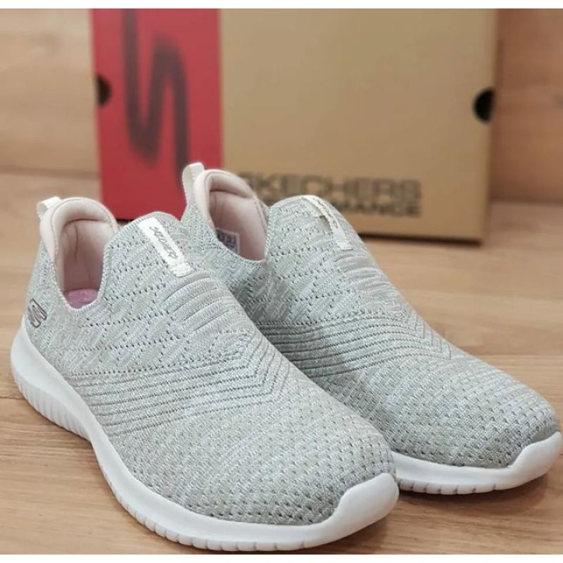 Skechers - Sepatu Skechers Slip On Perfotmance Wanita - Skechers Wanita