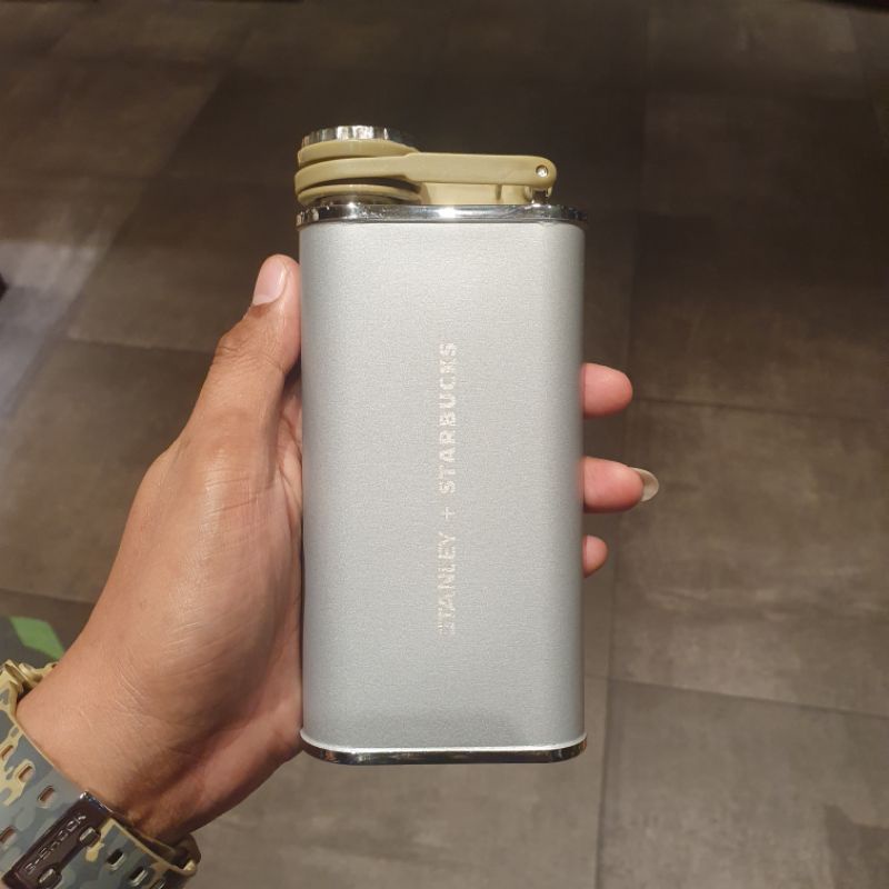 Tumbler Starbucks® x Stanley Flask Back to School Summer 3 2022