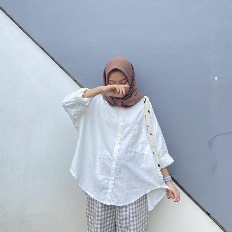 Kemeja Wanita Linen Oversize Olivia Shirt Linen Pocket