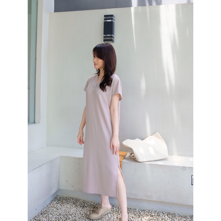 Kadaka D-0194 Premium Knit Loose Midi Dress