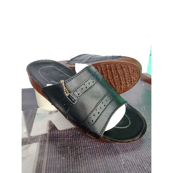 sandal pria kulit asli original sapi berkualitas murah model kekinian tready casual terbaru model 100%