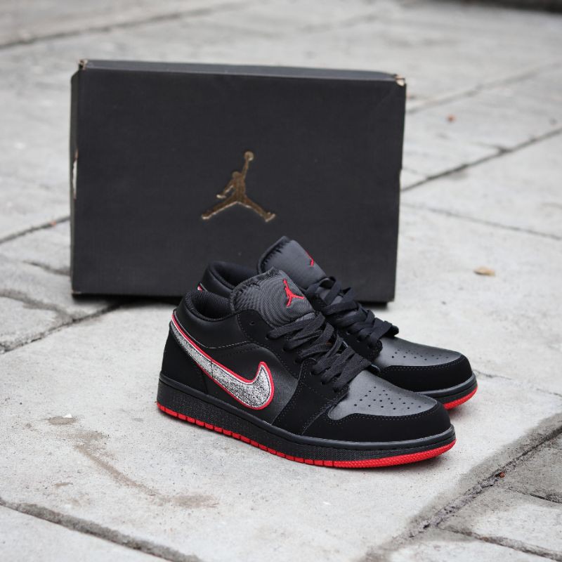 Jordan 1 low red orbit / Sepatu air jordan / Sepatu nike / Sepatu pria