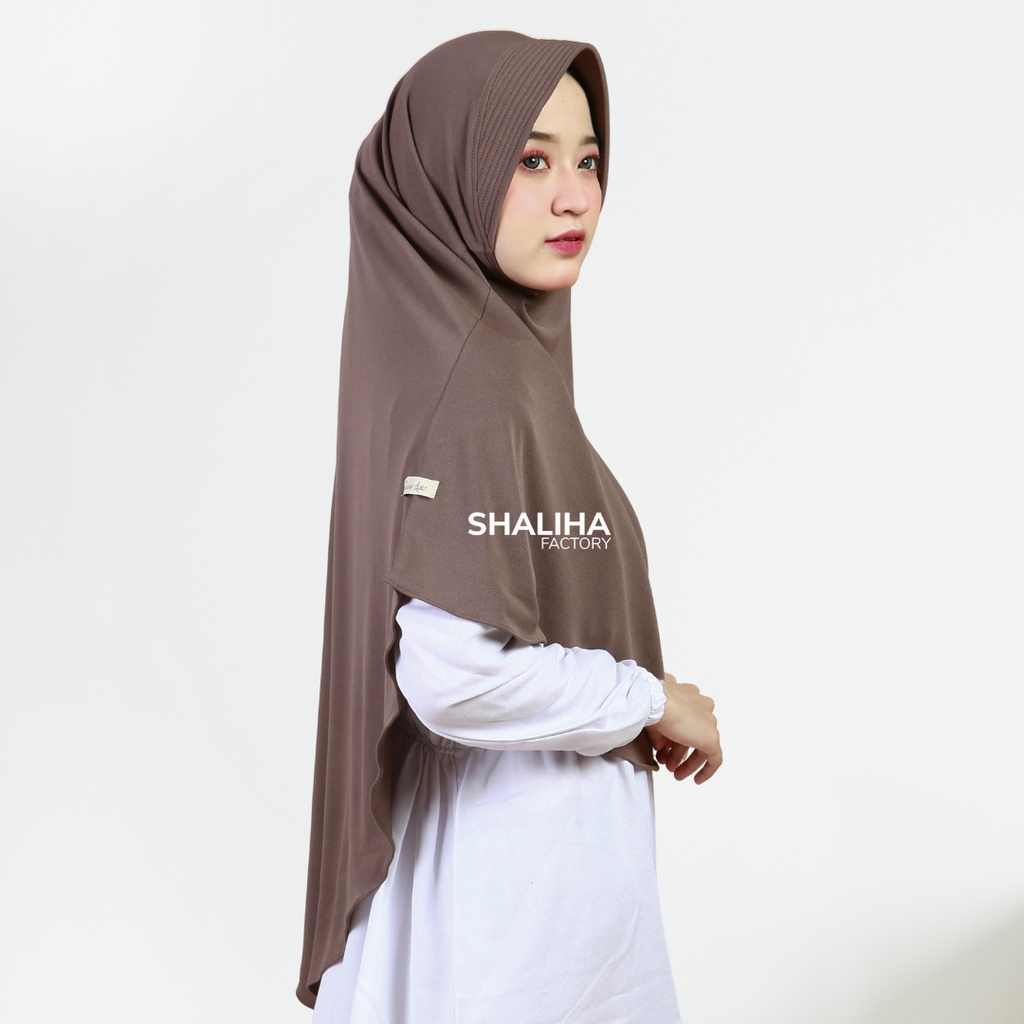 ShalihaFactory - Jilbab Hijab Bergo Instan Pet Anti Tembem Menutup Dada | Zanna Hijab Instan