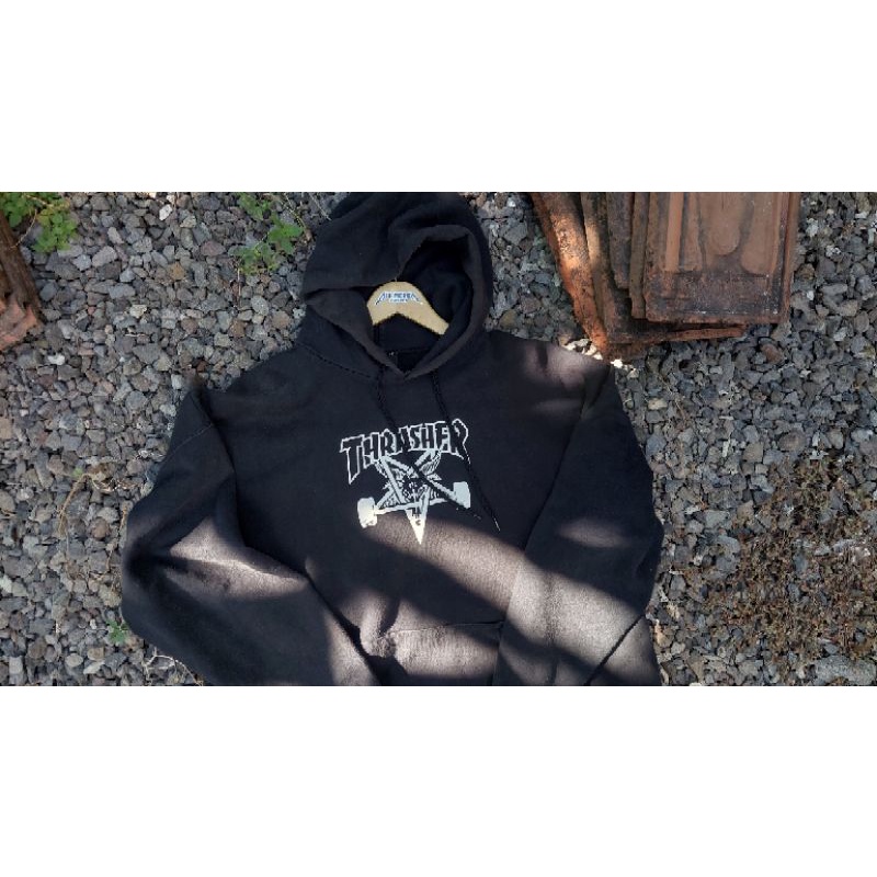 hodie thrasher skate goat