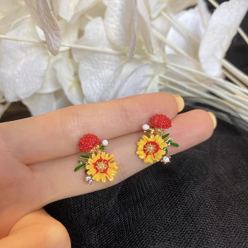 Anting Enamel Bentuk Bunga Daisy Gaya retro Untuk Wanita