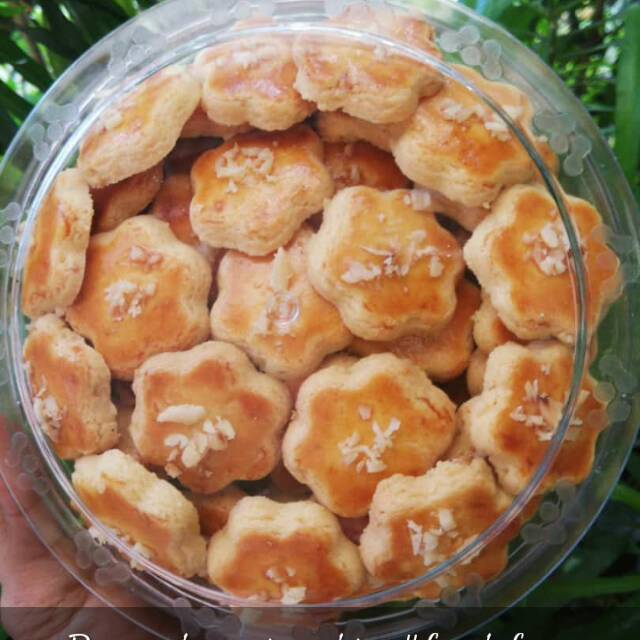 

Cookies kenari kue kering premium