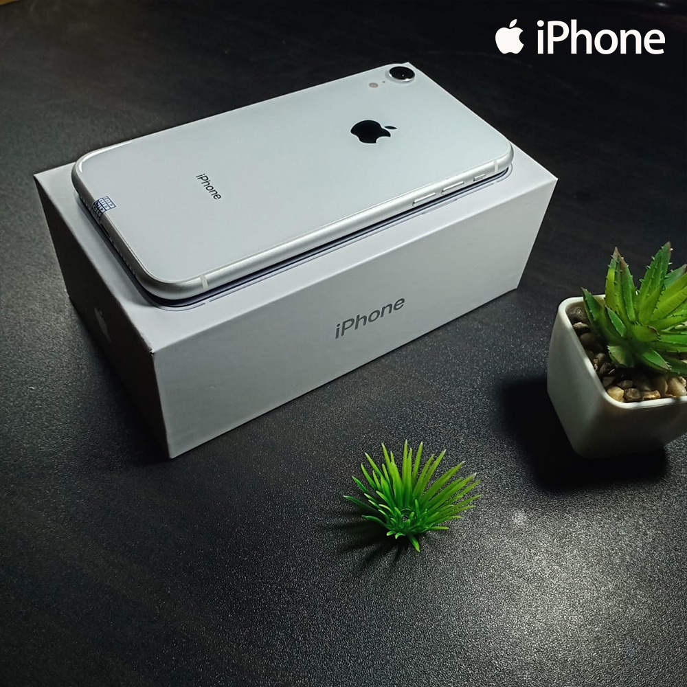 iphone XR 64gb Second Fullset Bekas Original 100% Mulus Garansi Imei Seumur Hidup Sim All Operator Ori-White