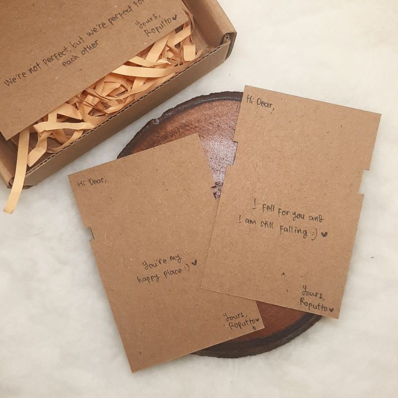 

TAMBAHAN EXTRA KERTAS (UNTUK PACKING GELANG)